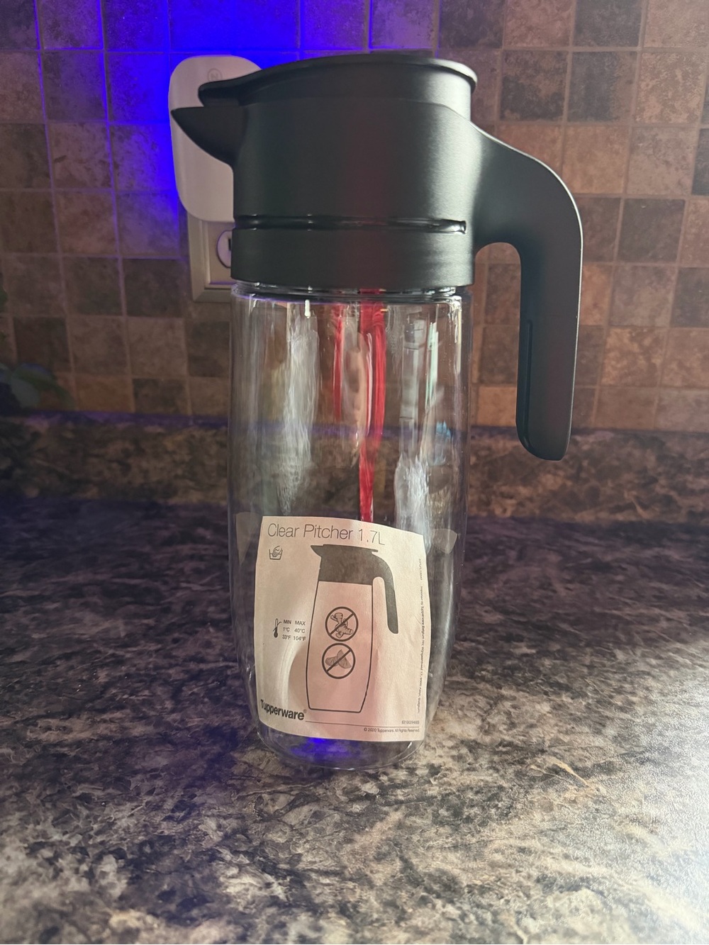 Tupperware Elegant Pitcher